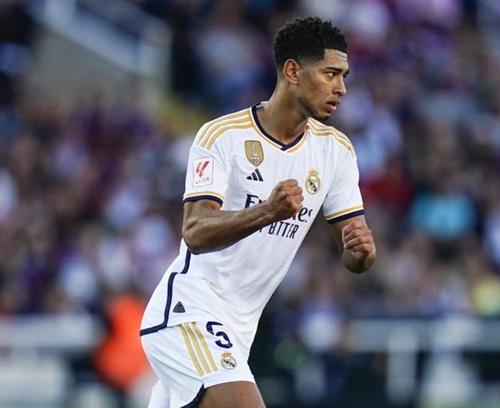 巴萨vs法兰克福：亚马尔、莱万、拉菲尼亚首发，特狮替补（巴萨对阵法兰克福：亚马尔、莱万、拉菲尼亚先发，特尔施特根替补）