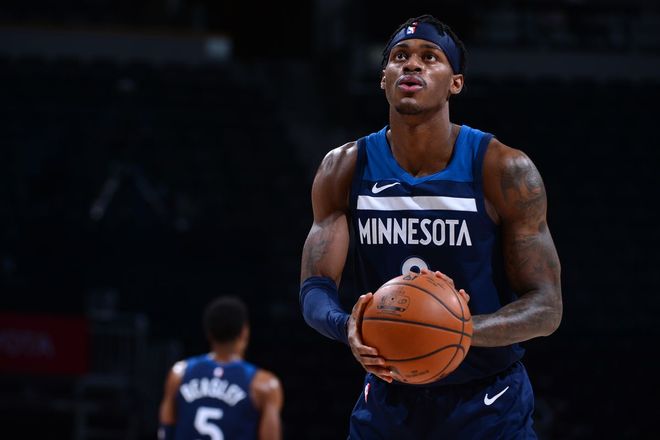 董健称球队首战CBA强队显不足，将努力提升水平（董健：首战遇CBA强队暴露短板，球队将全力提升水平）