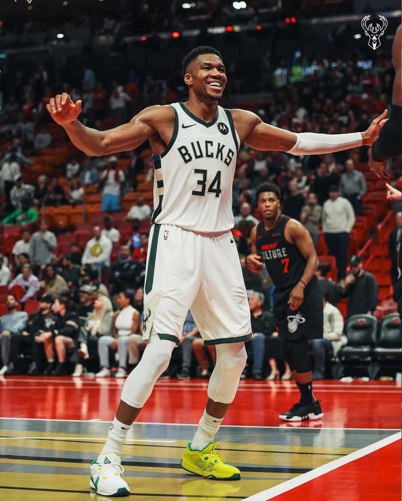 希门尼斯：对手进球后我们有些混乱，在那种时刻更需要冷静（希门尼斯：丢球后球队出现混乱，关键时刻更该保持冷静）