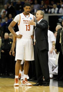 共和报：米兰正加速推进签回蒂亚戈-席尔瓦的交易（共和报：米兰加快敲定蒂亚戈-席尔瓦回归）