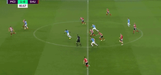 门将扑出关键点球，球迷热议