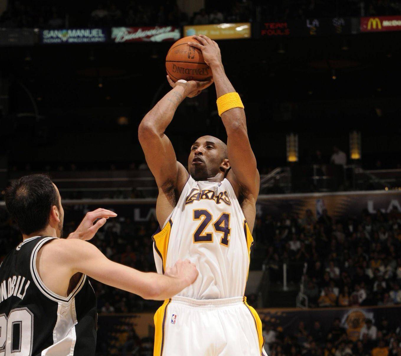 图片报：诺伊尔参加了拜仁周五训练，对阵弗赖堡可以首发上场（图片报：诺伊尔已参加拜仁周五合练，战弗赖堡可首发出战）